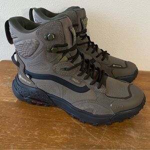 Vans Crestline Adv Gore-Tex Bungee Chord Green Brown MSRP $230 - Size 9.5